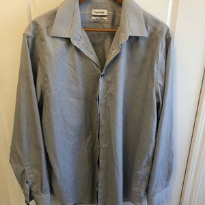 Calvin Klein Dress Shirt Slim Fit - Neck 17" - Size 34/35 Mens